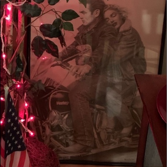 Meet your Posher, Donna! I accept most offers! Make me an offer! Many items! - Picture 11 of 15